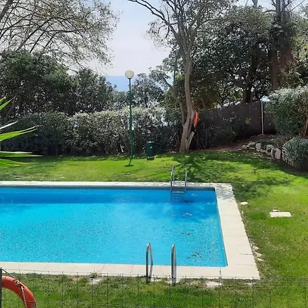 Apartment Bright Near The And Barcelona By Train Masnou