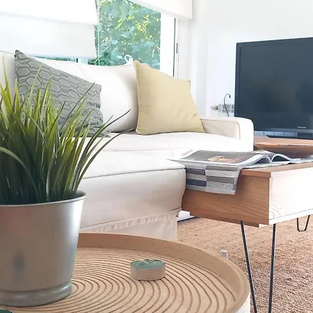 Bright Near The And Barcelona By Train Appartement El Masnou